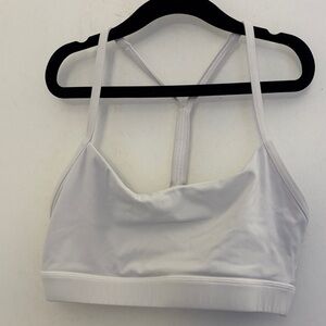 Elegant White Sports Bra for Women